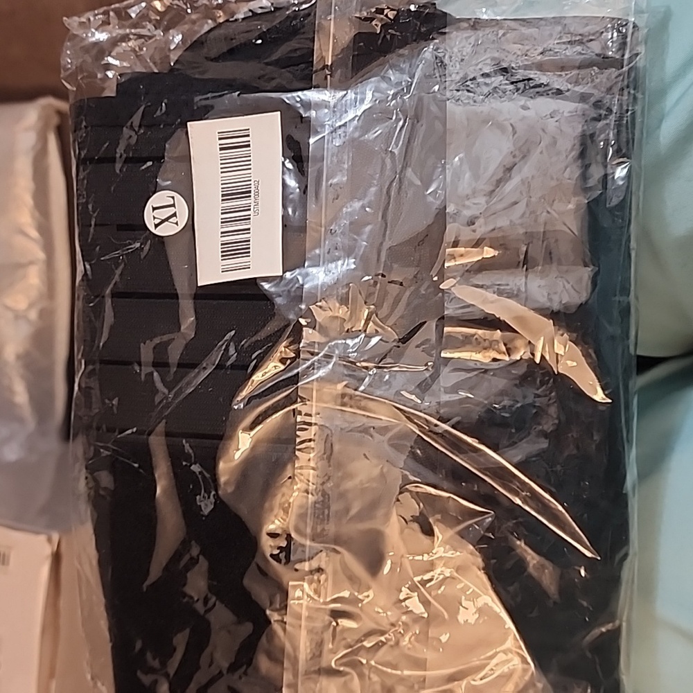 Black Backbrace Xl - Picture 4 of 4